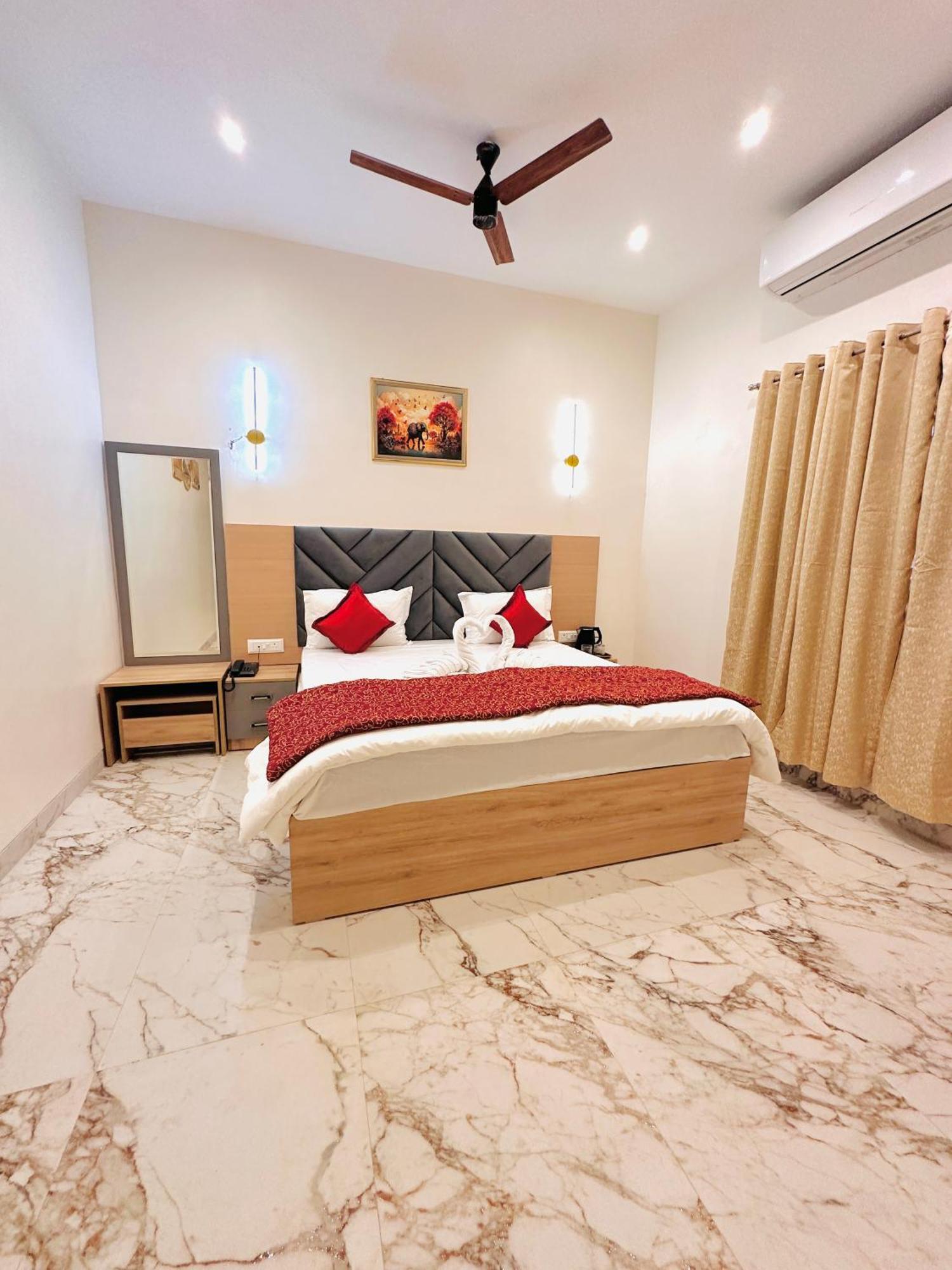 Hotel The Ceremony Kalyān Εξωτερικό φωτογραφία