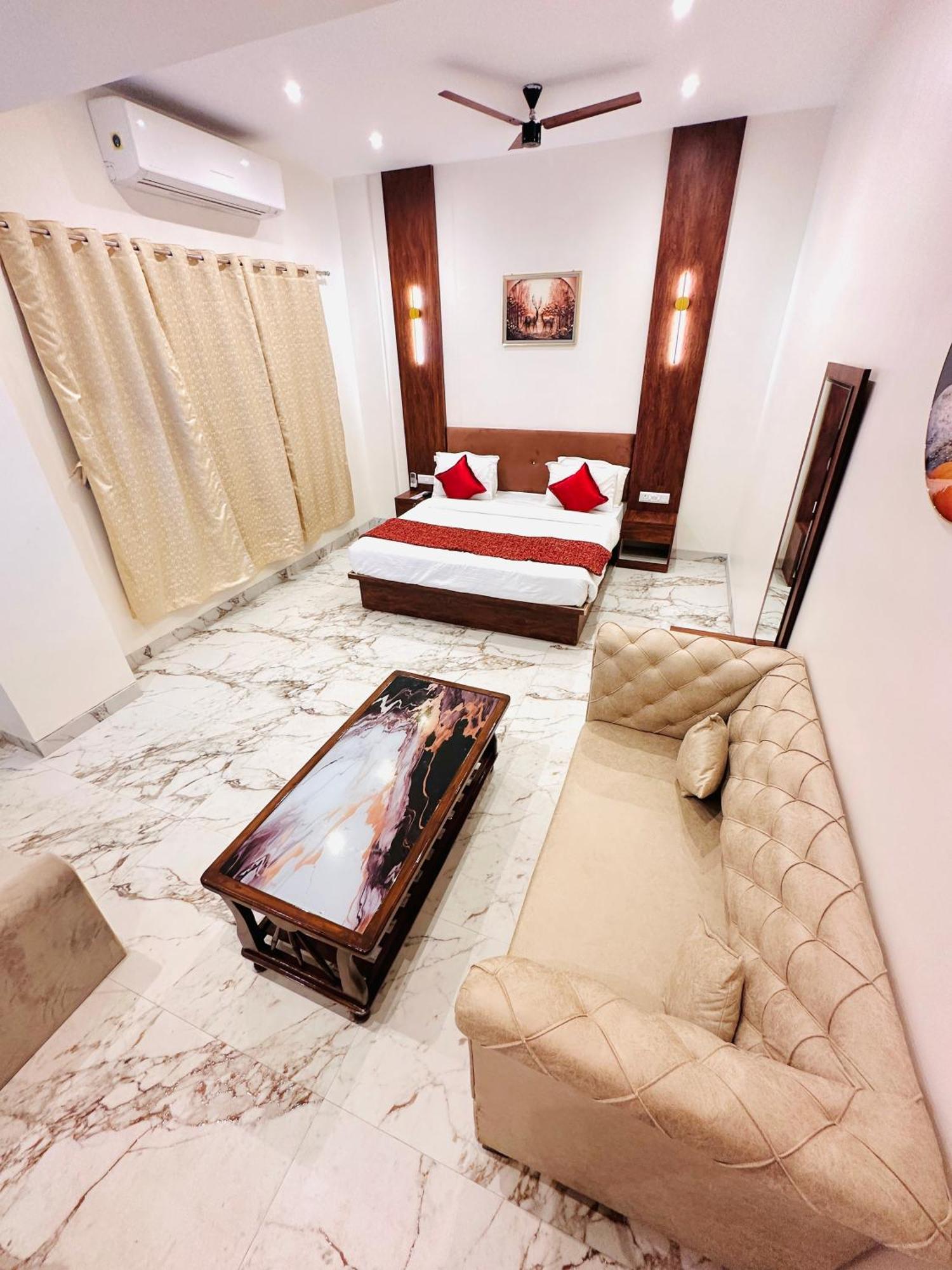 Hotel The Ceremony Kalyān Εξωτερικό φωτογραφία