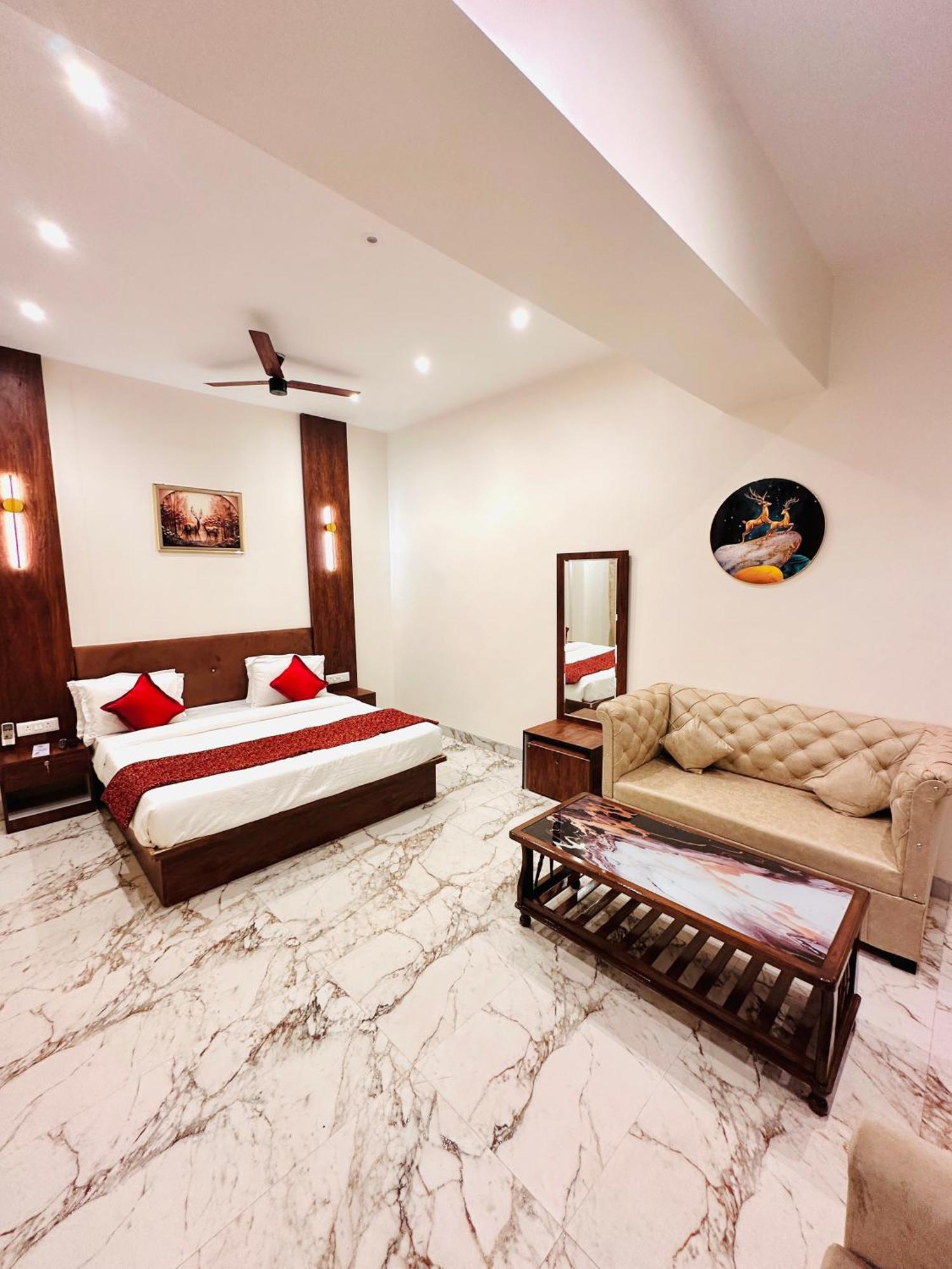 Hotel The Ceremony Kalyān Εξωτερικό φωτογραφία