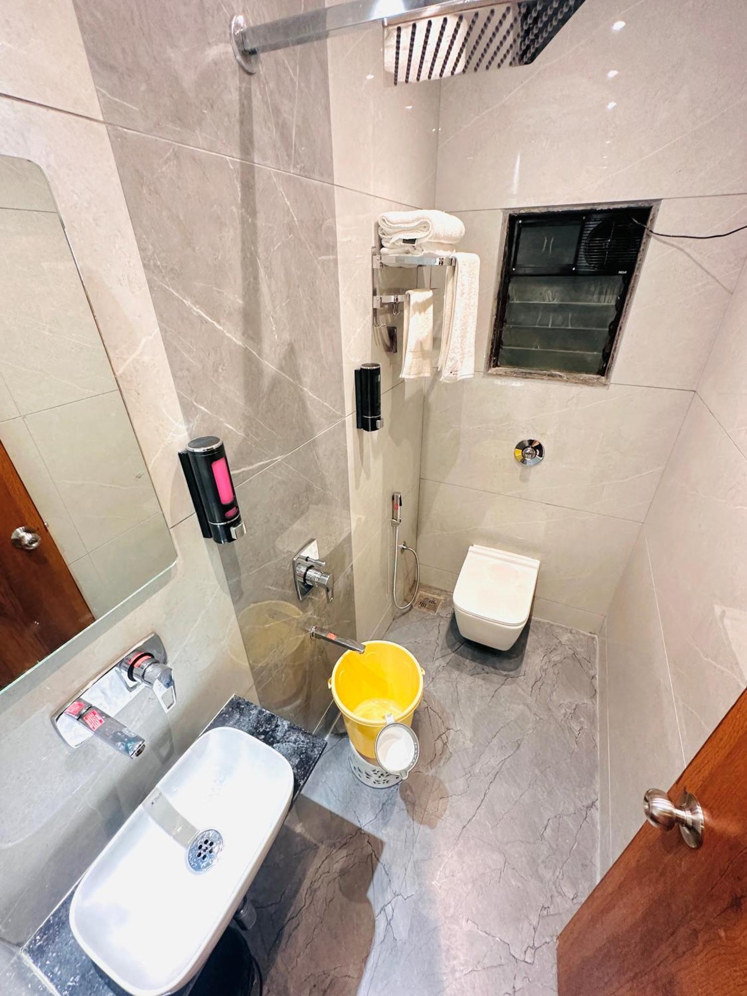 Hotel The Ceremony Kalyān Εξωτερικό φωτογραφία
