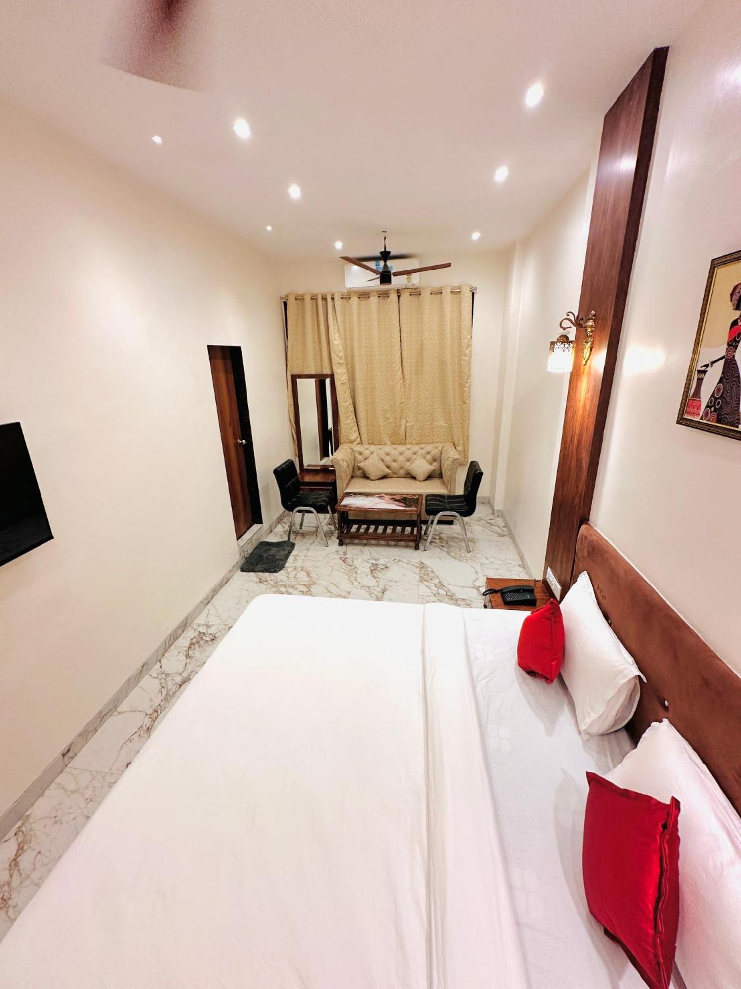 Hotel The Ceremony Kalyān Εξωτερικό φωτογραφία