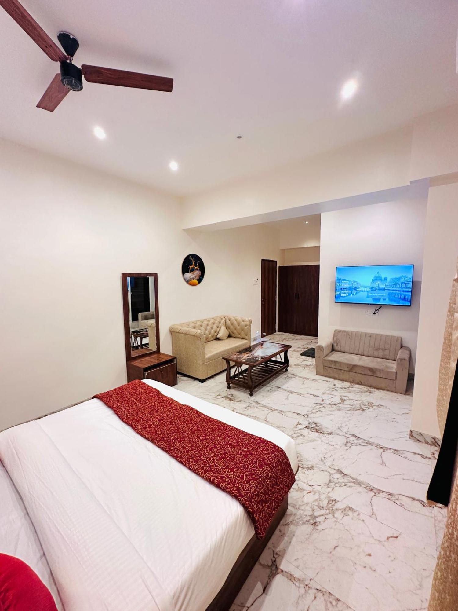 Hotel The Ceremony Kalyān Εξωτερικό φωτογραφία